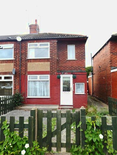 2 Bedroom Terraced House To Rent In Moorhouse Road, Hull, HU5