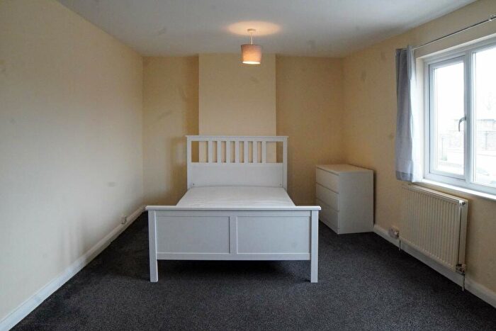 6 Bedroom House To Rent In Gloucester Road North, Filton, Bristol, BS34