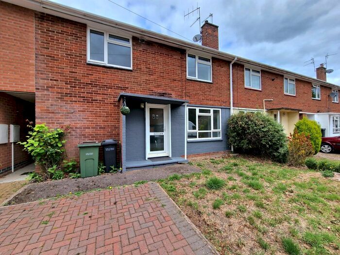 2 Bedroom End Of Terrace House To Rent In Aisne Road, Wigston, Leicester, LE18