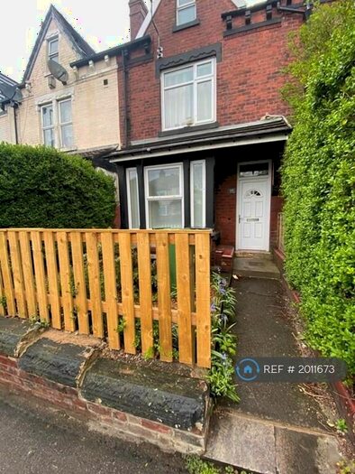 1 Bedroom Flat To Rent In Armley, Leeds, LS12