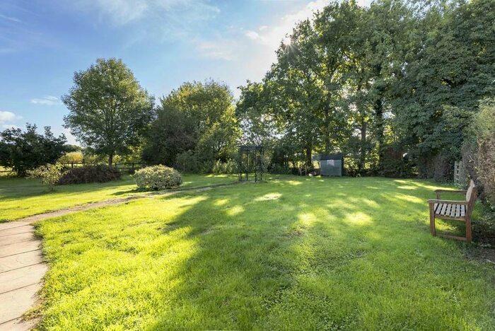 3 Bedroom Chalet To Rent In Lyefield Lane, Forest Green, Dorking, RH5