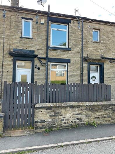 2 Bedroom Terraced House To Rent In Thornhill Road, Brighouse, HD6