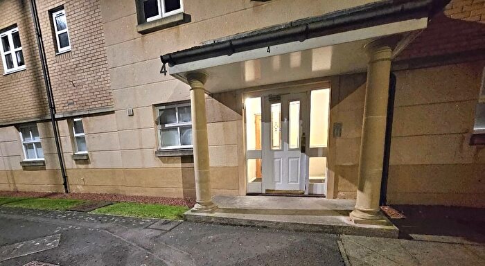 2 Bedroom Flat To Rent In Tytler Gardens, Abbeyhill, Edinburgh, EH8