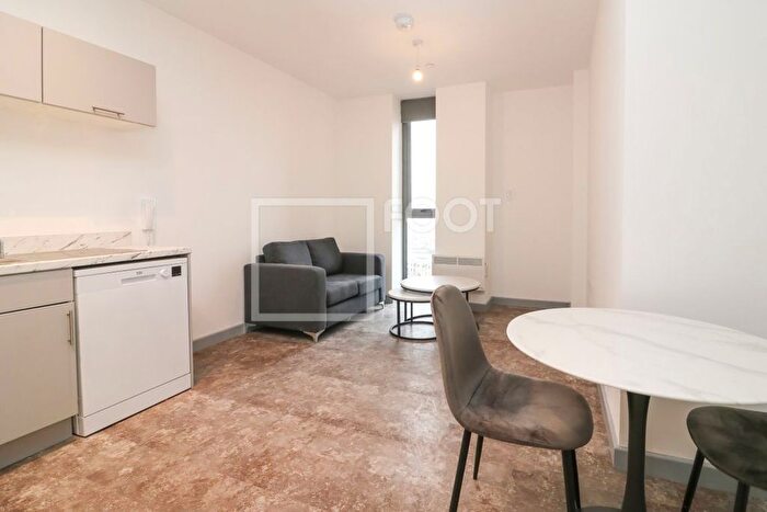 1 Bedroom Flat To Rent In Highpoint, Luxury Apartments, Bed, City Centre, BD1