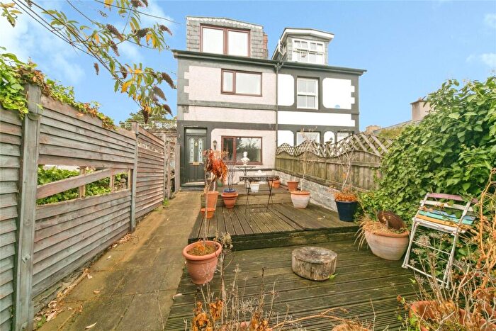 2 Bedroom Semi-Detached House For Sale In Chapel Street, Conwy, LL32