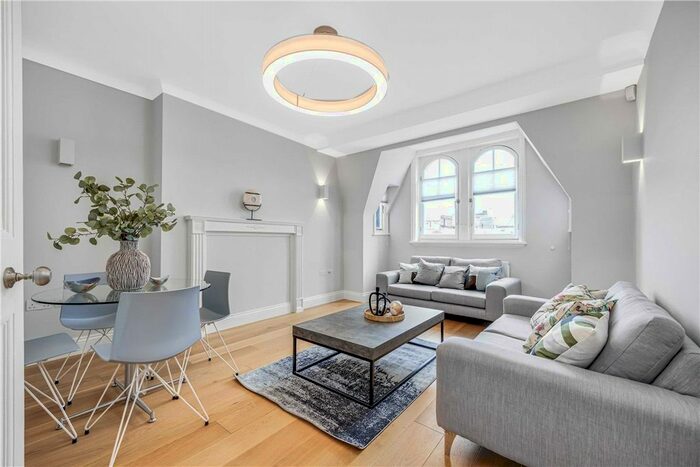 2 Bedroom Flat To Rent In Marylebone High Street, Marylebone, London, W1U
