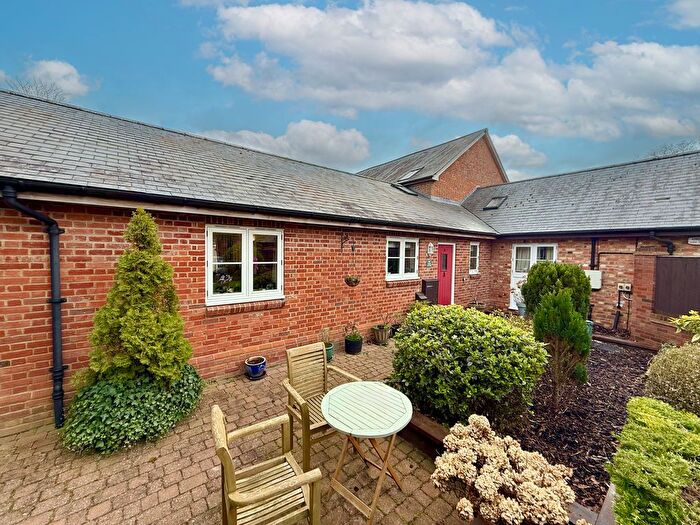 2 Bedroom Bungalow For Sale In Wing Road, Cublington, LU7