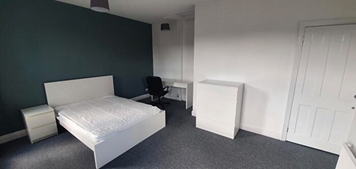 3 Bedroom House To Rent In Priestley Street, Sheffield, S2