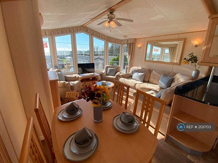 2 Bedroom Mobile Home To Rent In Amroth Castle Holiday Park, Amroth, Narberth, SA67