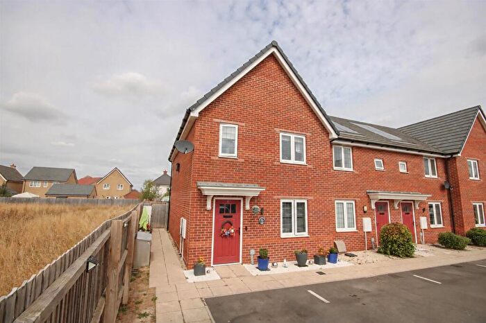 3 Bedroom End Of Terrace House For Sale In Snowdrop Walk, Isleham, Ely, CB7