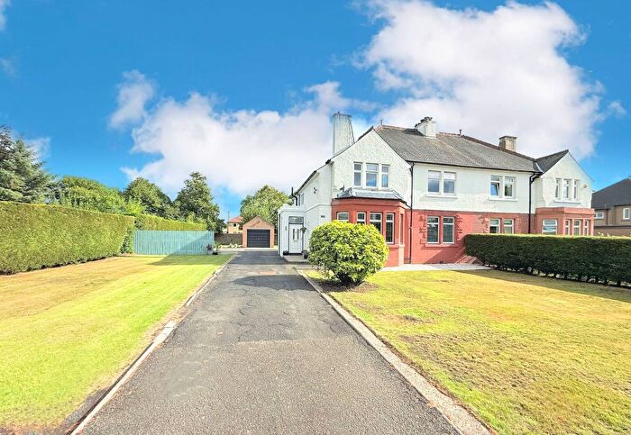 4 Bedroom Semi-Detached House For Sale In Boness Road, Grangemouth, FK3