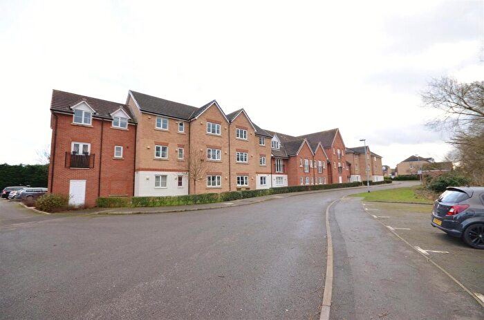 2 Bedroom Apartment To Rent In Monarch Way. Leighton Buzzard, LU7