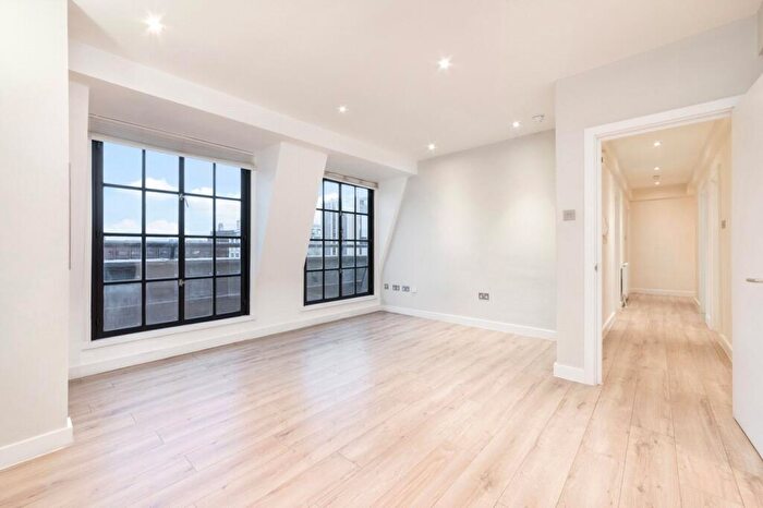 3 Bedroom Flat To Rent In West Tenter Street, Aldgate, E1