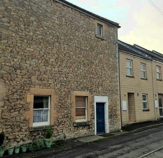 3 Bedroom Semi-Detached House To Rent In Wellington Buildings, Bath, BA1