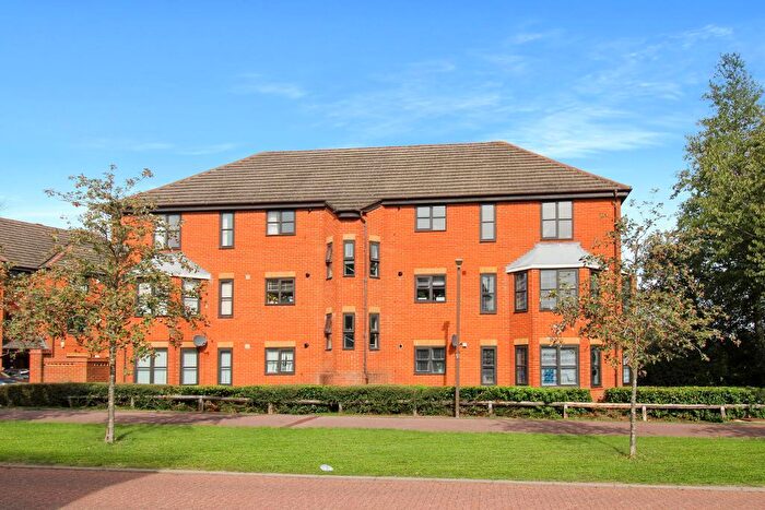 2 Bedroom Flat For Sale In St Abbs Court, Tattenhoe, Milton Keynes, Buckinghamshire, MK4