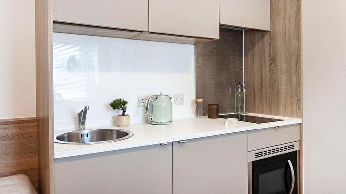 Studio To Rent In Kings Road, Reading, RG1