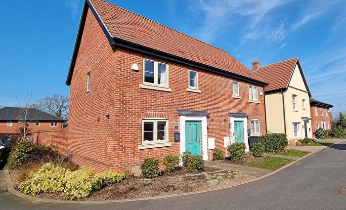 3 Bedroom Semi-Detached House For Sale In Palfrey Place, Halesworth, Suffolk, IP19