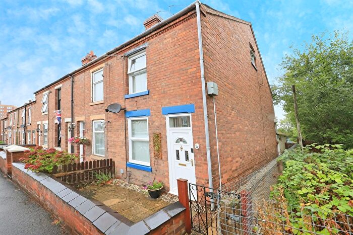 3 Bedroom End Of Terrace House For Sale In Hurcott Road, Kidderminster, DY10