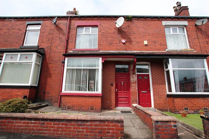 3 Bedroom Terraced House To Rent In Vickerman Street, Bolton, BL1