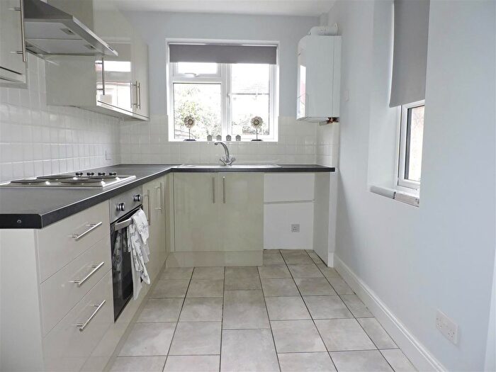 2 Bedroom Terraced House To Rent In Howard Road, Dartford, DA1