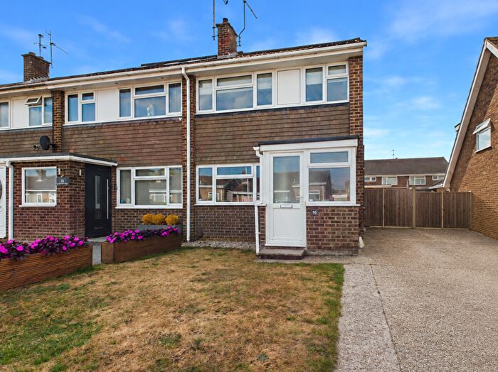 3 Bedroom End Terrace House For Sale In The Greenway, Goring-By-Sea, Worthing, BN12
