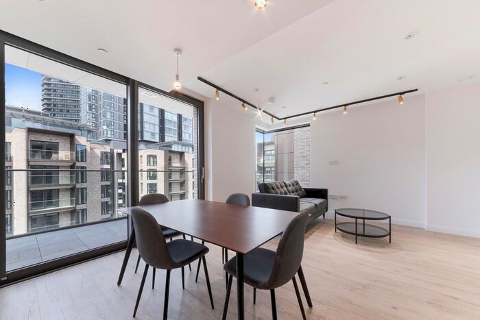 2 Bedroom Flat To Rent In Vermont House, City Road, EC1V