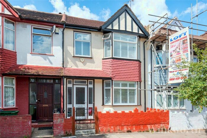 3 Bedroom End Of Terrace House To Rent In Millmark Grove, London, SE14