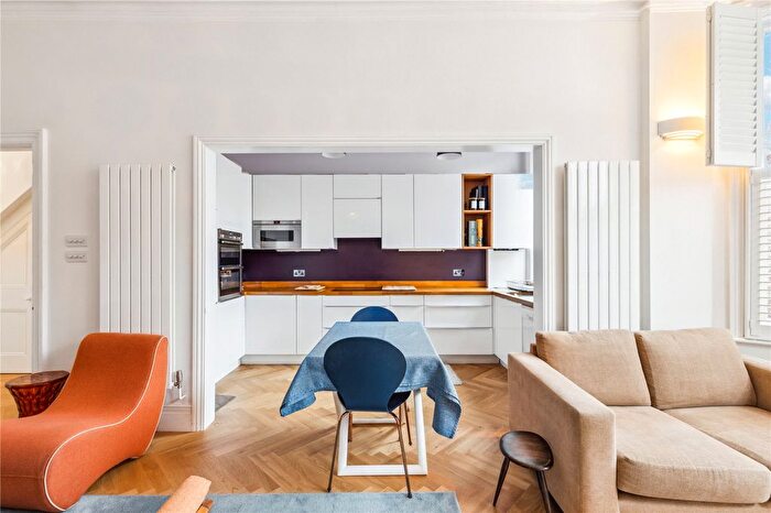 1 Bedroom Flat For Sale In Castellain Road, London, W9
