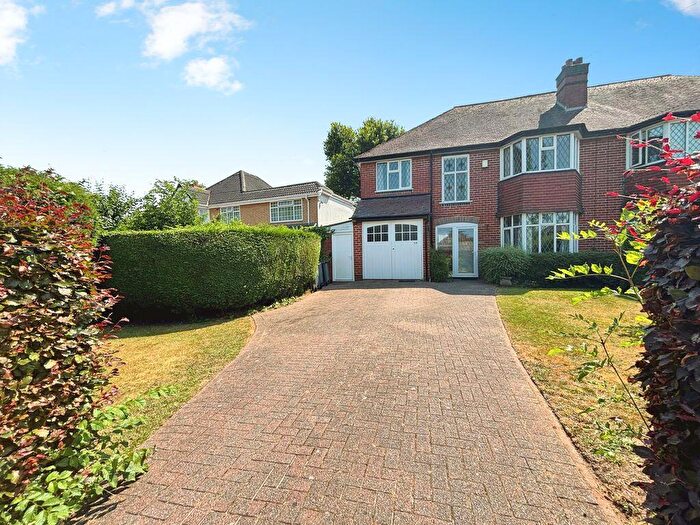 4 Bedroom Semi Detached House For Sale In Wylde Green Road, Sutton Coldfield, B72