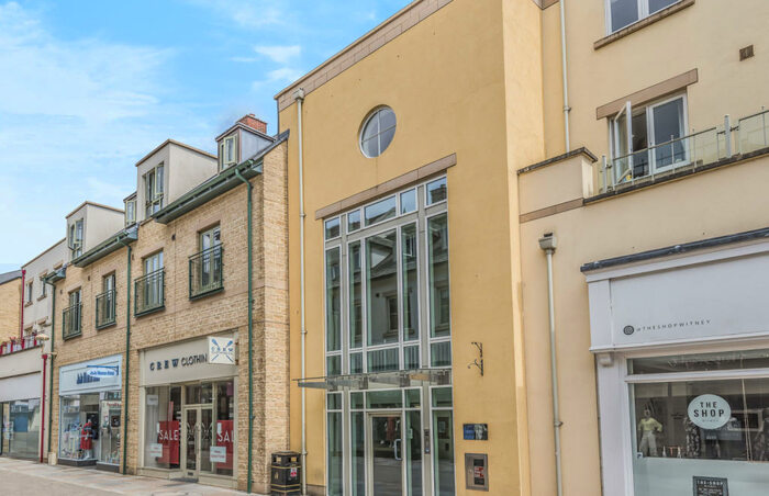 2 Bedroom Apartment To Rent In Marriotts Walk, Witney, OX28