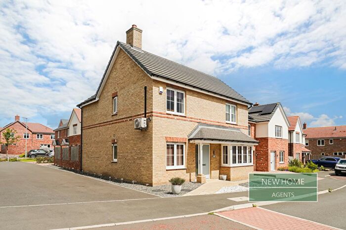 4 Bedroom Detached House For Sale In Cargills Court, Wingate, TS28