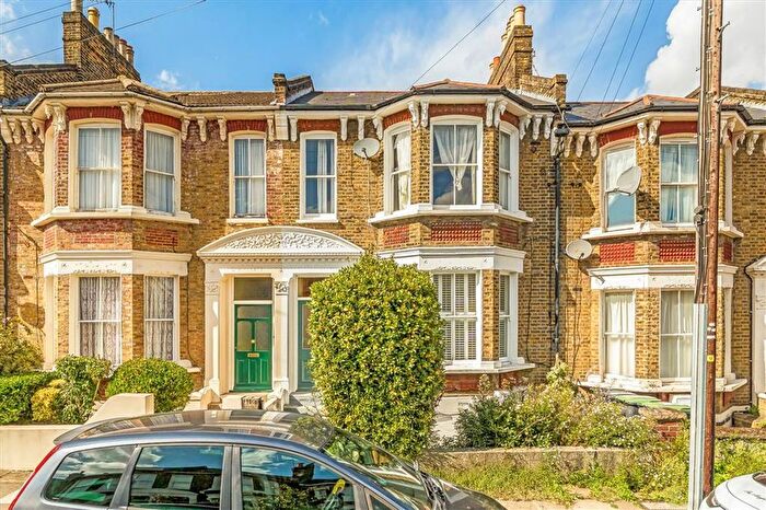 2 Bedroom Flat For Sale In Reservoir Road, Brockley, SE4