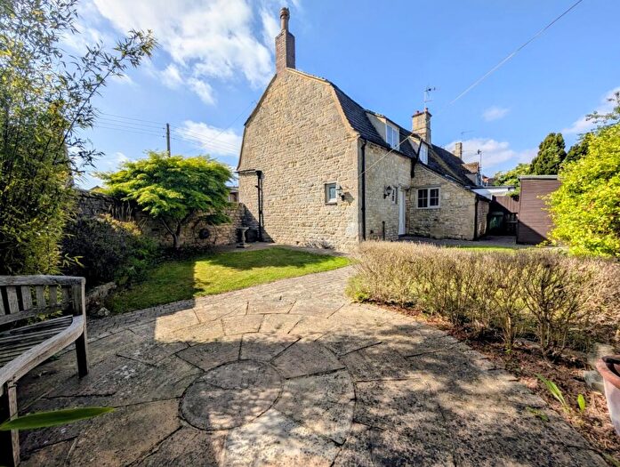 3 Bedroom Character Property For Sale In Main Street, Belmesthorpe, Stamford, Lincolnshire, PE9