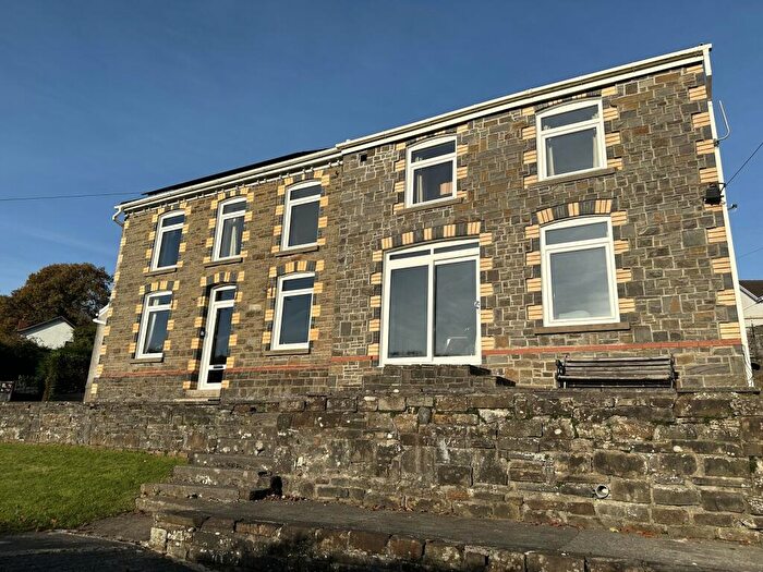 5 Bedroom Detached House For Sale In Heol Maes Pica, Lower Cwmtwrch, Swansea, City And County Of Swansea., SA9