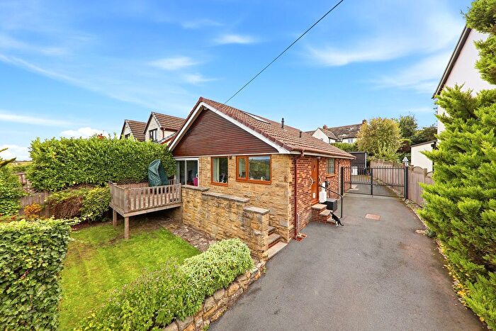 3 Bedroom Detached Bungalow For Sale In Larkfield Crescent, Leeds, LS19