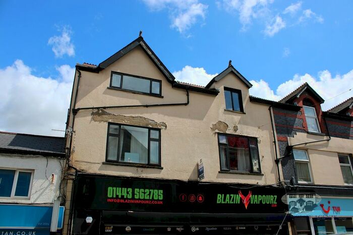 1 Bedroom Flat To Rent In - Dunraven Street, Tonypandy, Rhondda Cynon Taff, CF40