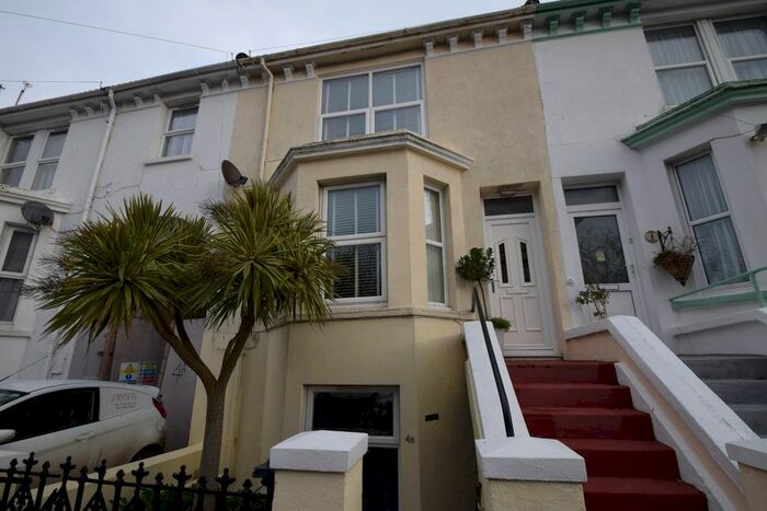 1 Bedroom Flat To Rent In Wellesley Road, Eastbourne BN21