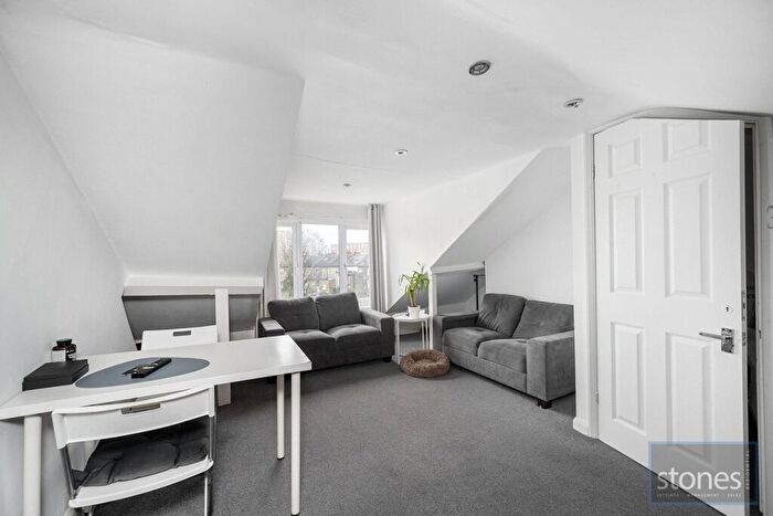 2 Bedroom Apartment To Rent In Ariel Road, West Hampstead, London, NW6
