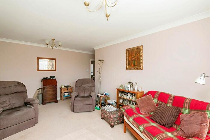 2 Bedroom Detached Bungalow For Sale In Cobald Road, Pevensey Bay, Pevensey, BN24