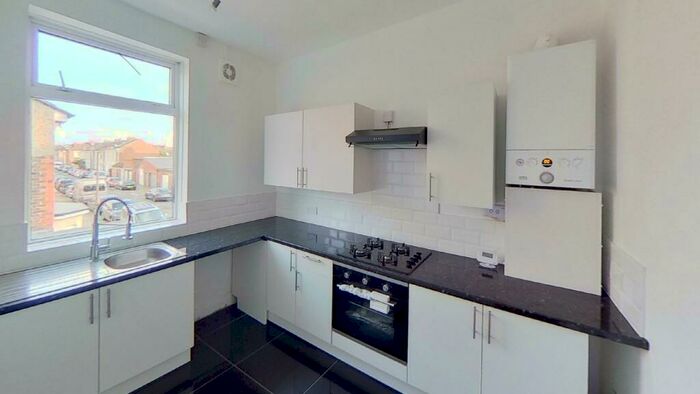 2 Bedroom Flat To Rent In Frensham Road, PO4