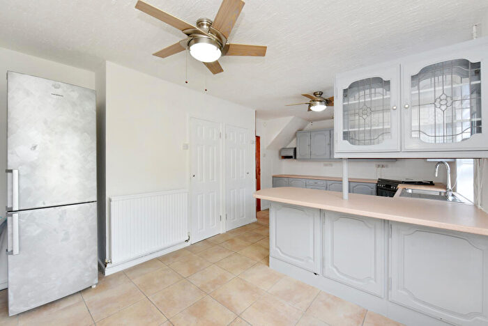 3 Bedroom Terraced House To Rent In Murray Square, London, E16