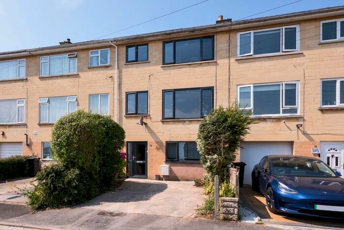 5 Bedroom Terraced House To Rent In Marshfield Way, Bath, BA1