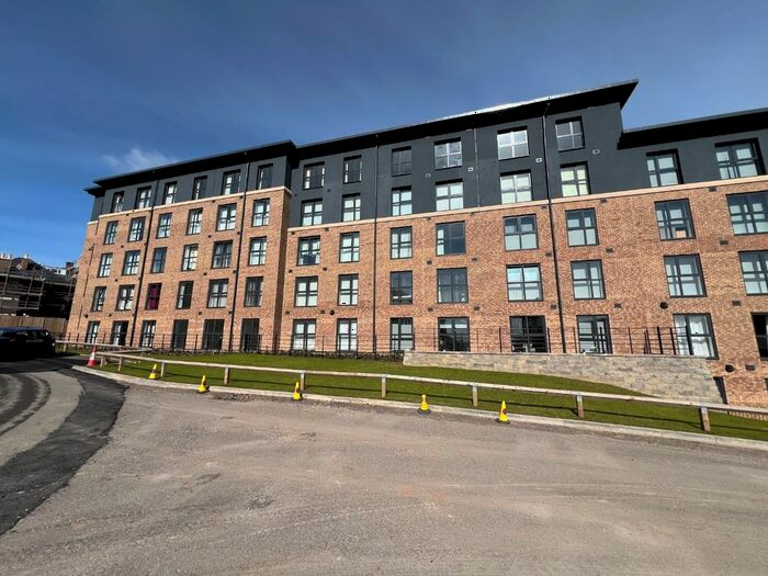 2 Bedroom Flat To Rent In Strutt House, Erasmus Drive, Derby, DE1