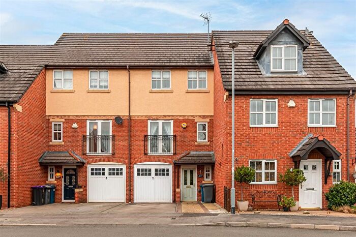 3 Bedroom Town House For Sale In Hudson Way, Radcliffe-On-Trent, NG12