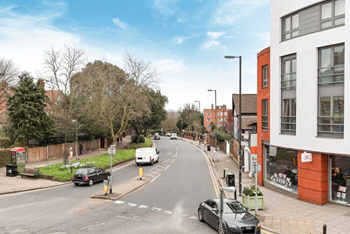 2 Bedroom Flat To Rent In High Street, Wimbledon Hill, London, SW19