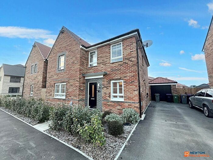 4 Bedroom Detached House For Sale In Baldock Drive, Bourne, PE10