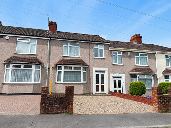 3 Bedroom Terraced House For Sale In Heather Close, Kingswood, Bristol, BS15