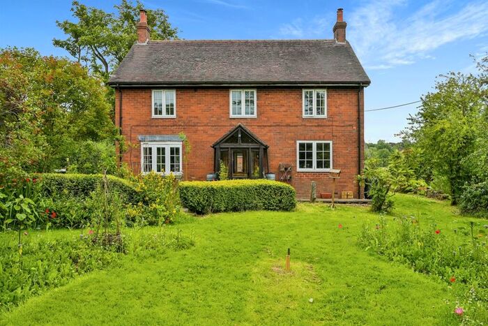 4 Bedroom Farm House For Sale In Whiston, Stoke-On-Trent, ST10