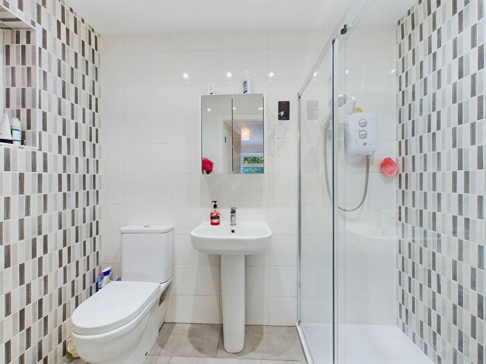 4 Bedroom Detached House For Sale In St. Margarets Grove, Great Kingshill, HP15