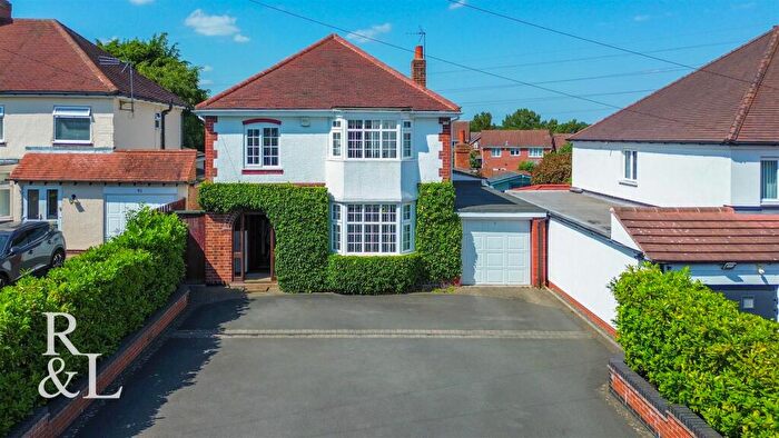 3 Bedroom Detached House For Sale In Quarry Hill, Wilnecote, Tamworth, B77